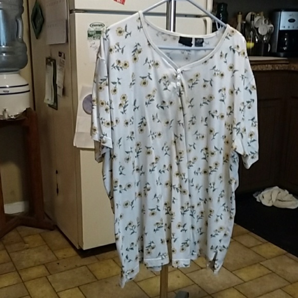 Women's short sleeve t-shirt - Picture 1 of 4